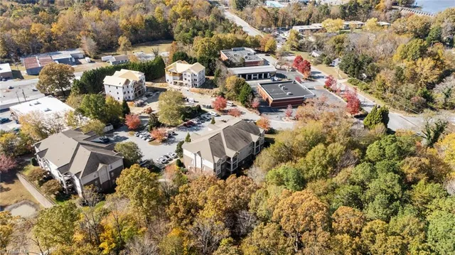 $191,000 | 100 Lennox Drive, Unit 2C, Jamestown, NC 27282