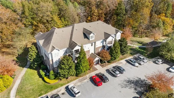 $185,000 | 100 Lennox Drive, Unit 2C, Jamestown, NC 27282