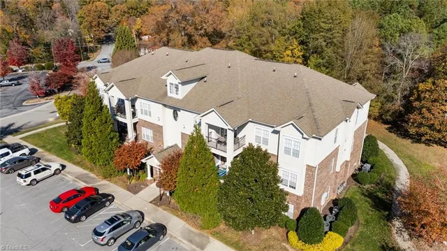 $191,000 | 100 Lennox Drive, Unit 2C, Jamestown, NC 27282