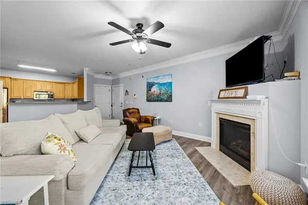 $185,000 | 100 Lennox Drive, Unit 2C, Jamestown, NC 27282