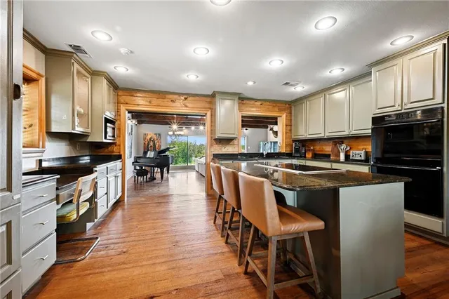 $895,000 | 21176 Sylvest Road, Franklinton, LA 70438