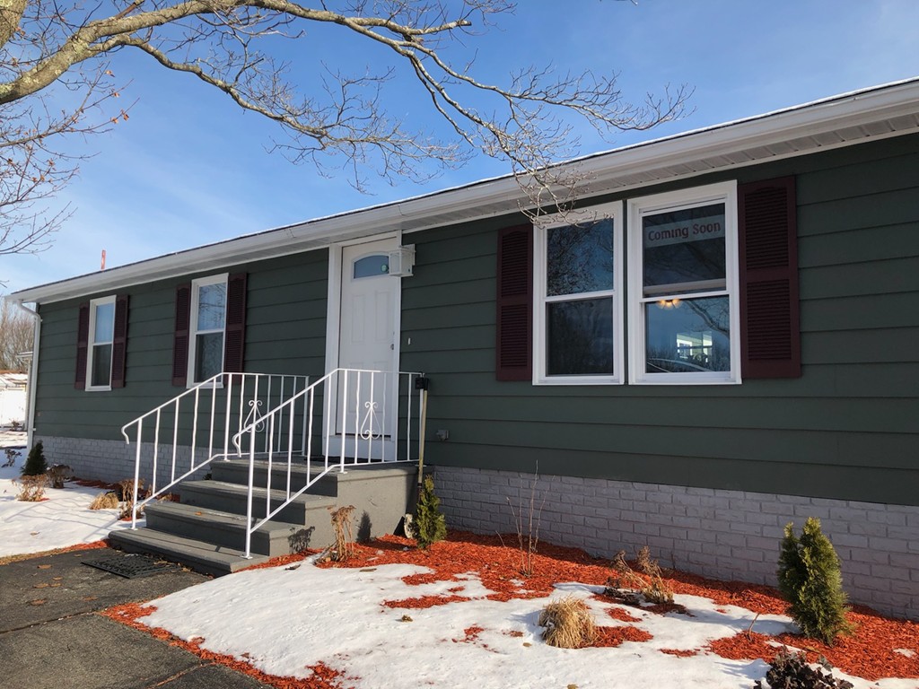 9 Castle Road, Unit 125 Attleboro, MA 02703 - Photo 2 of 41 Gallery Image 2
