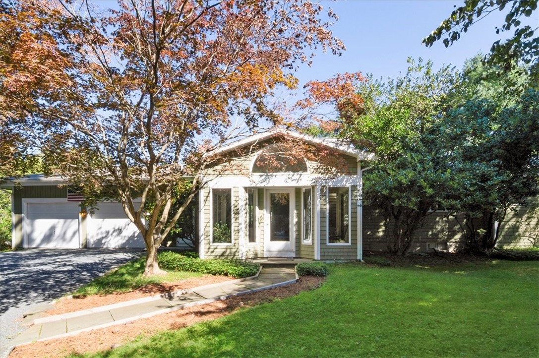 70 Whittier Road Jamestown, RI 02835 - Photo 10 of 50 Gallery Image 10