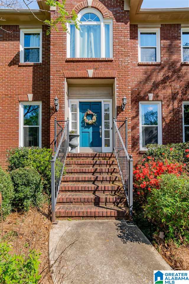 826 Boulder Ridge Circle Birmingham, AL 35244 - Photo 3 of 44