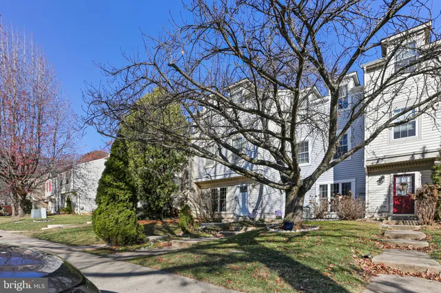 $2,700 | 9658 Stirling Bridge Drive, Columbia, MD 21046