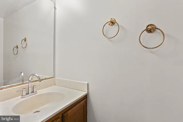 $2,700 | 9658 Stirling Bridge Drive, Columbia, MD 21046