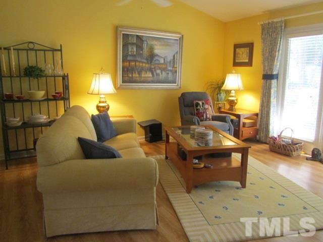 2722 Cottage Circle Raleigh, NC 27613 - Photo 4 of 22
