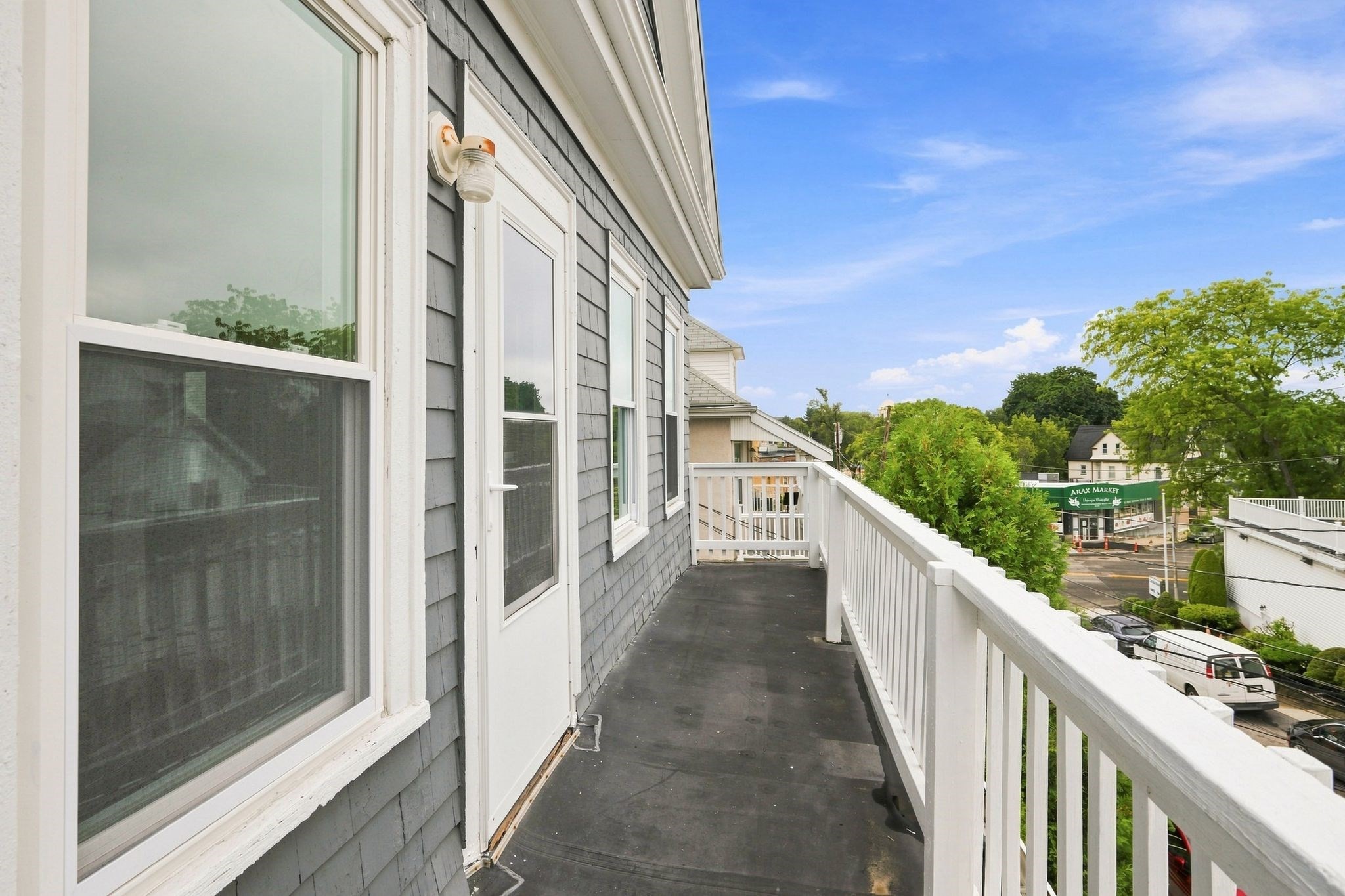 11 Lloyd Road, Unit 11 Watertown, MA 02472 - Photo 33 of 34 Gallery Image 33