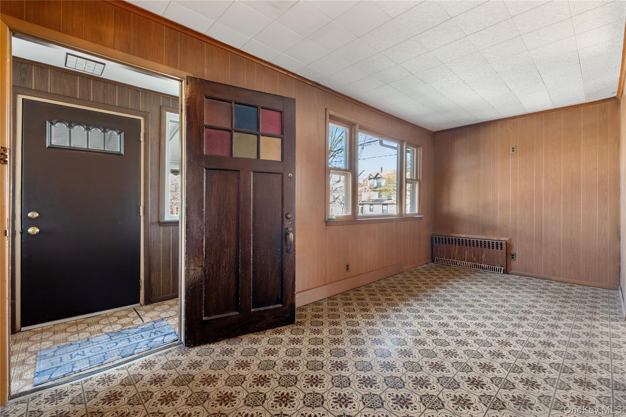18 Faneuil Place New Rochelle, NY 10801 - Photo 3 of 40