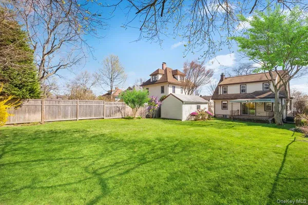 $549,000 | 18 Faneuil Place, New Rochelle, NY 10801