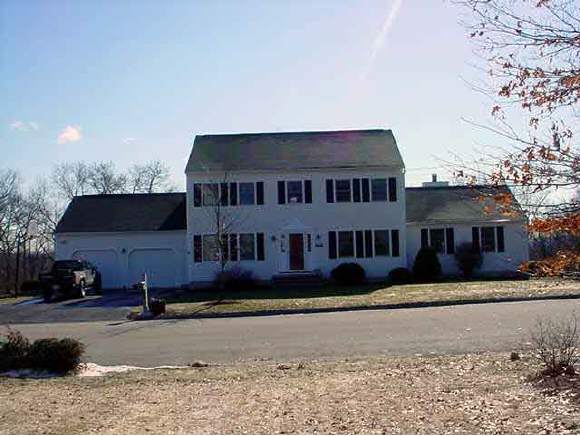 149 Shepherd Road Manchester, NH 03104 - Photo 1 of 5 Gallery Image 1