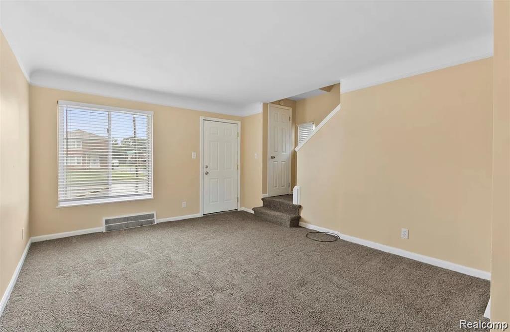 18512 Schaefer Highway Detroit, MI 48235 - Photo 5 of 11