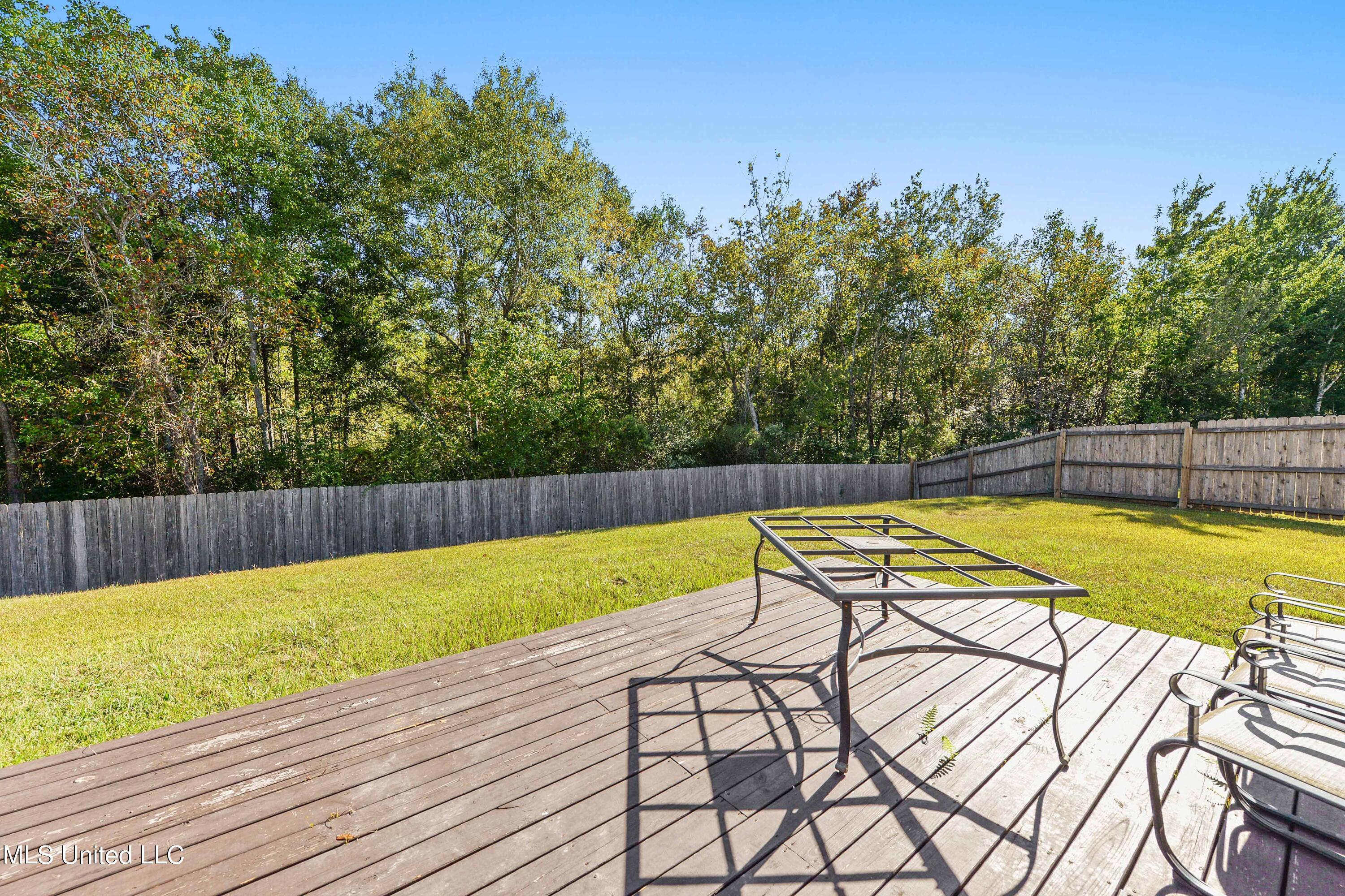 15096 Ranier Avenue Gulfport, MS 39503 - Photo 25 of 27 025 (1)