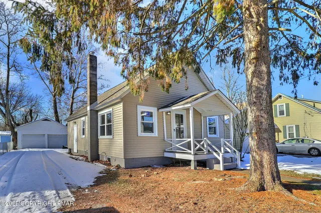 $269,800 | 17 Park Street, East Stroudsburg, PA 18301