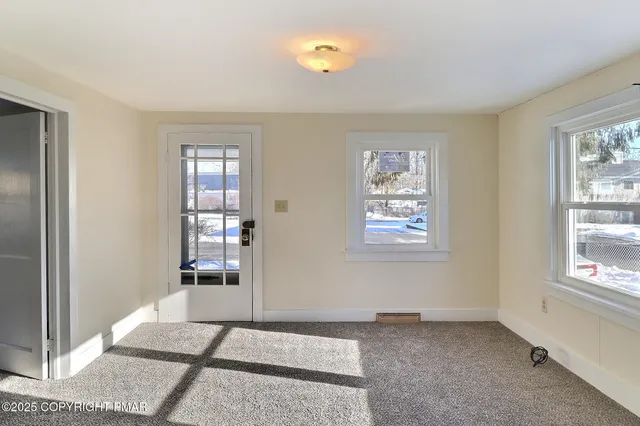 $269,800 | 17 Park Street, East Stroudsburg, PA 18301