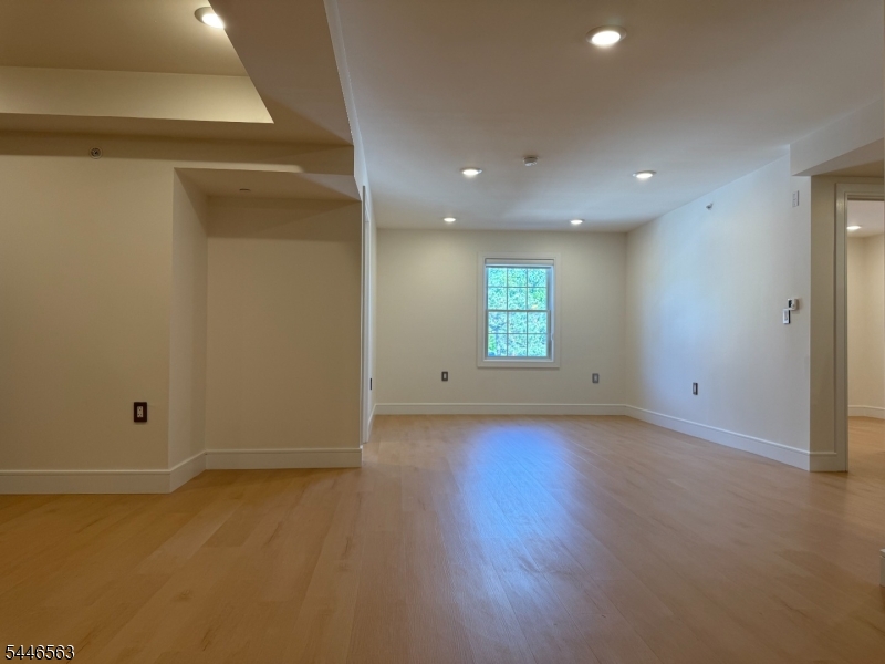 627 Valley Road, Unit D Montclair, NJ 07043 - Photo 6 of 25