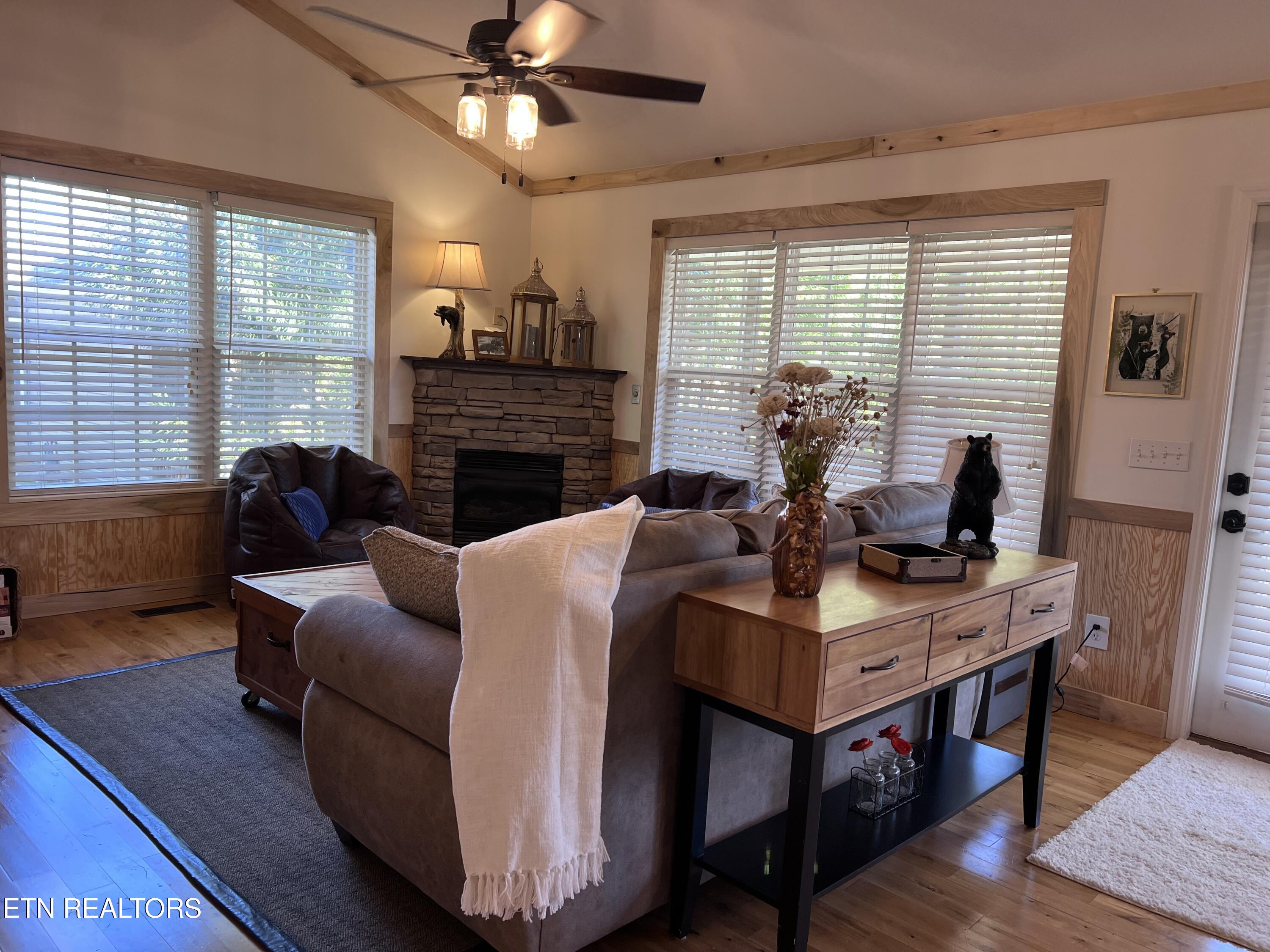 644 Lloyd Huskey Road Pigeon Forge, TN 37863 - Photo 11 of 24 IMG_4950