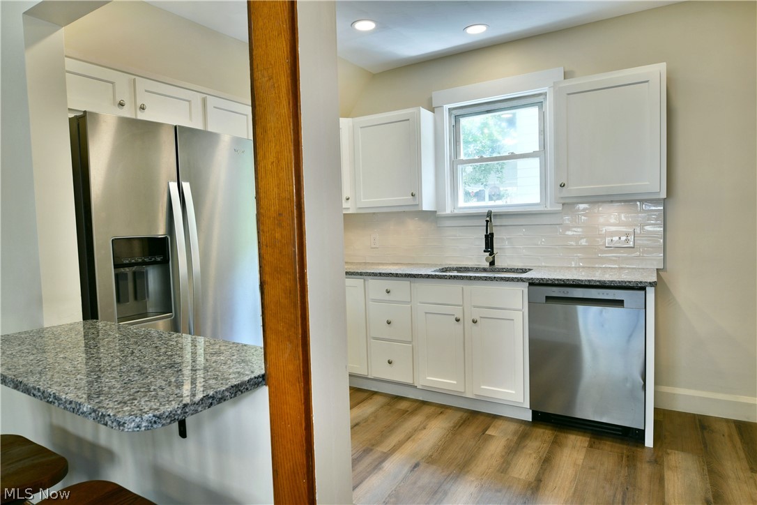722 5th Street Struthers, OH 44471 - Photo 11 of 36