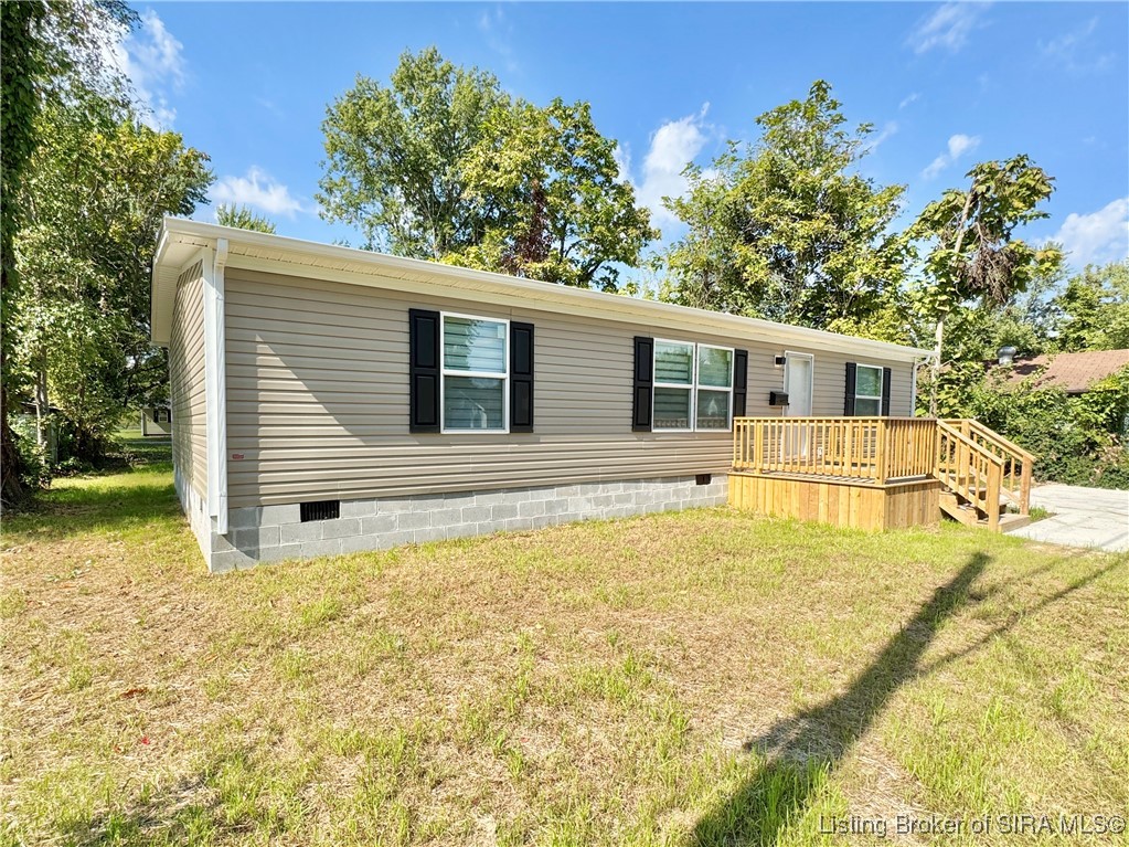 232 South Oak Street Austin, IN 47102 - Photo 3 of 23 Front