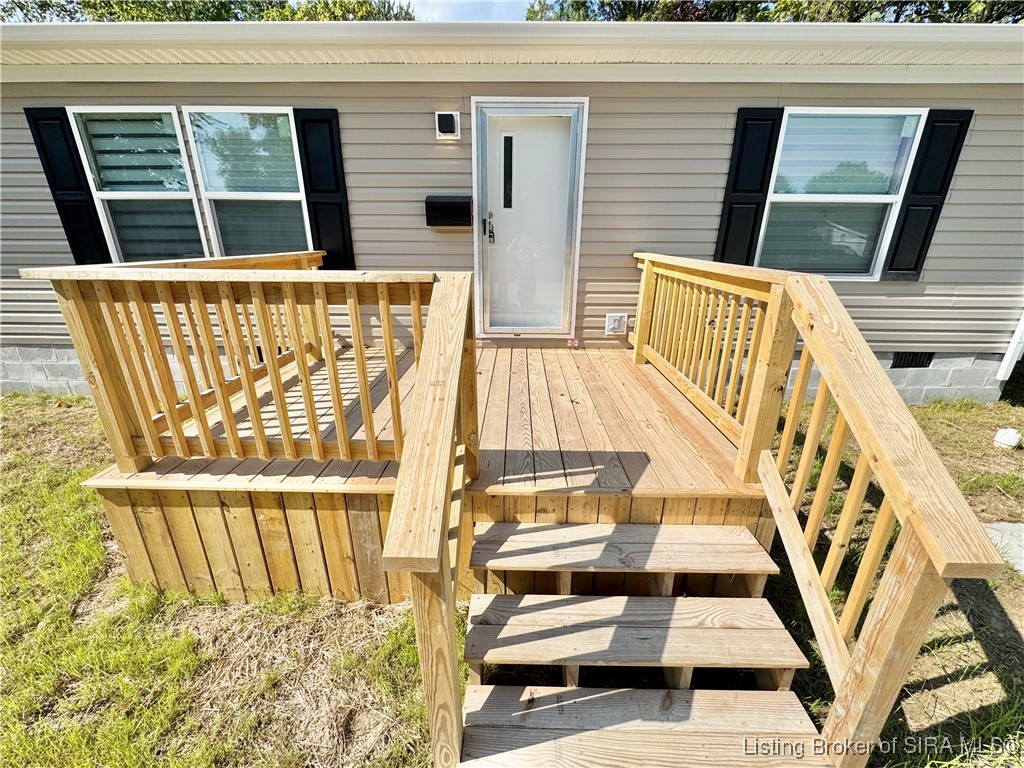 232 South Oak Street Austin, IN 47102 - Photo 7 of 23 Front Porch