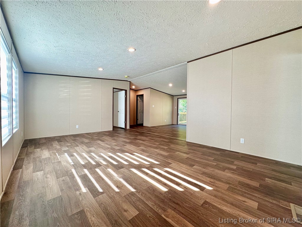 232 South Oak Street Austin, IN 47102 - Photo 8 of 23 Welcome Home!