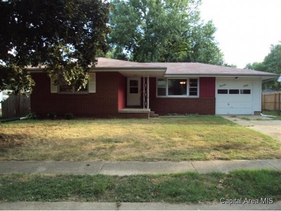 2050 Cambridge Road Springfield, IL 62704 - Photo 1 of 6 Gallery Image 1