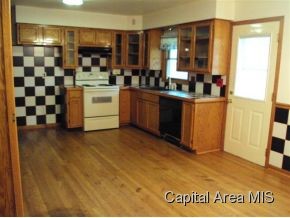 2050 Cambridge Road Springfield, IL 62704 - Photo 3 of 6 Gallery Image 3