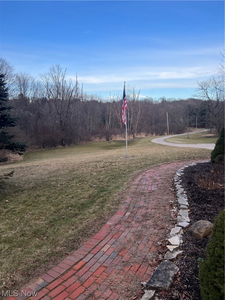 834 North Medina Line Road Akron, OH 44333 - Photo 11 of 40
