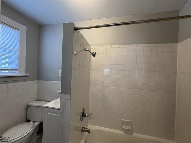 762 Forest Street, Unit 3 Kearny, NJ 07032 - Photo 8 of 10