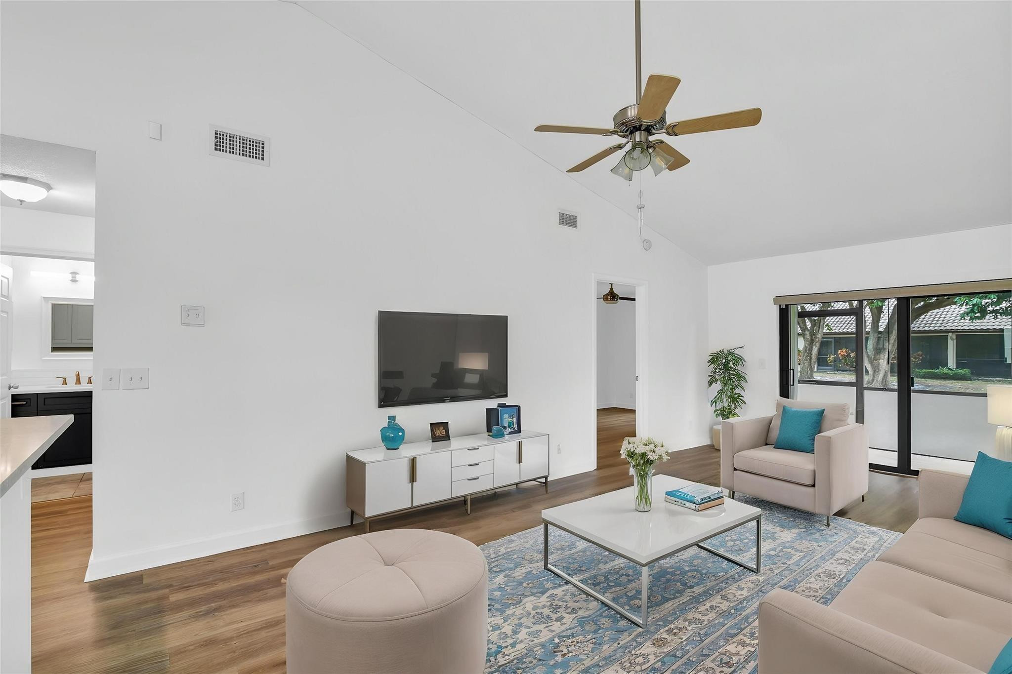 486 Hardwood Place Boca Raton, FL 33431 - Photo 14 of 48 Photo 14