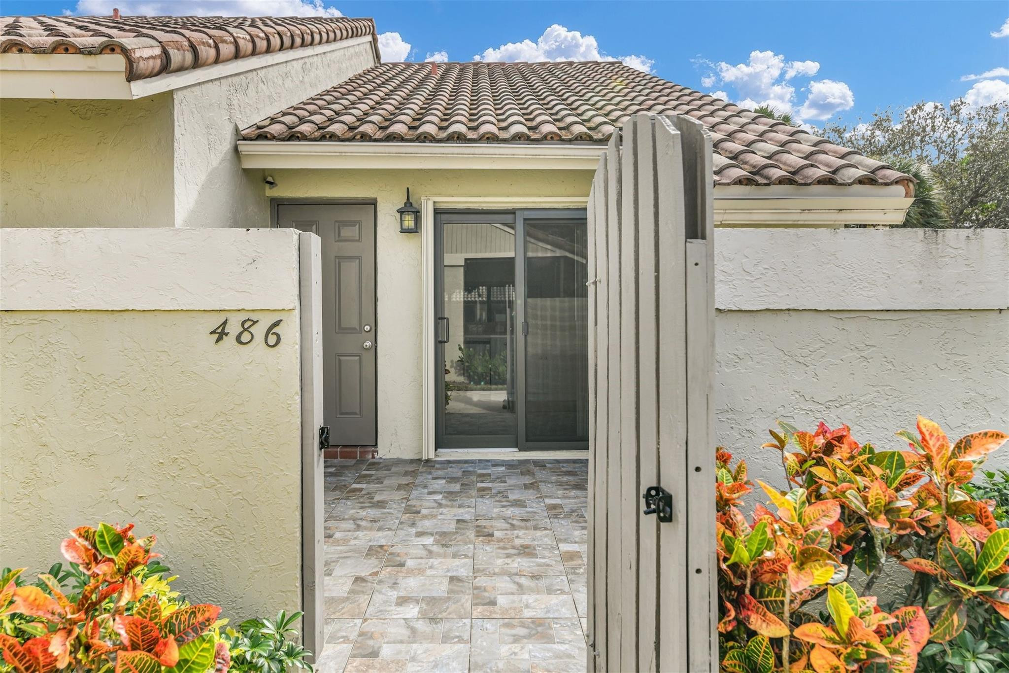 486 Hardwood Place Boca Raton, FL 33431 - Photo 3 of 48 Photo 3