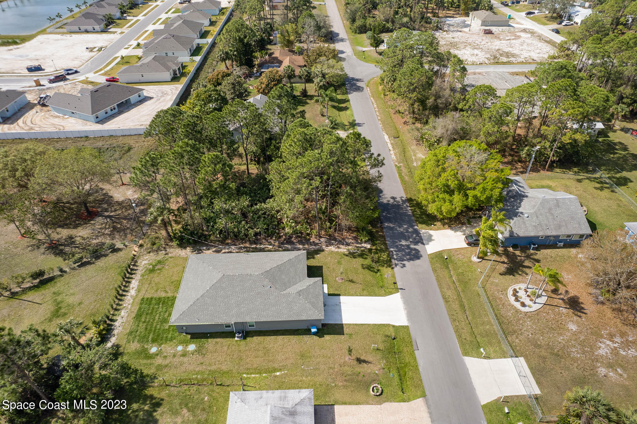 1130 Whitehurst Road Southwest Palm Bay, FL 32908 - Photo 3 of 10 DJI_0679-Edit