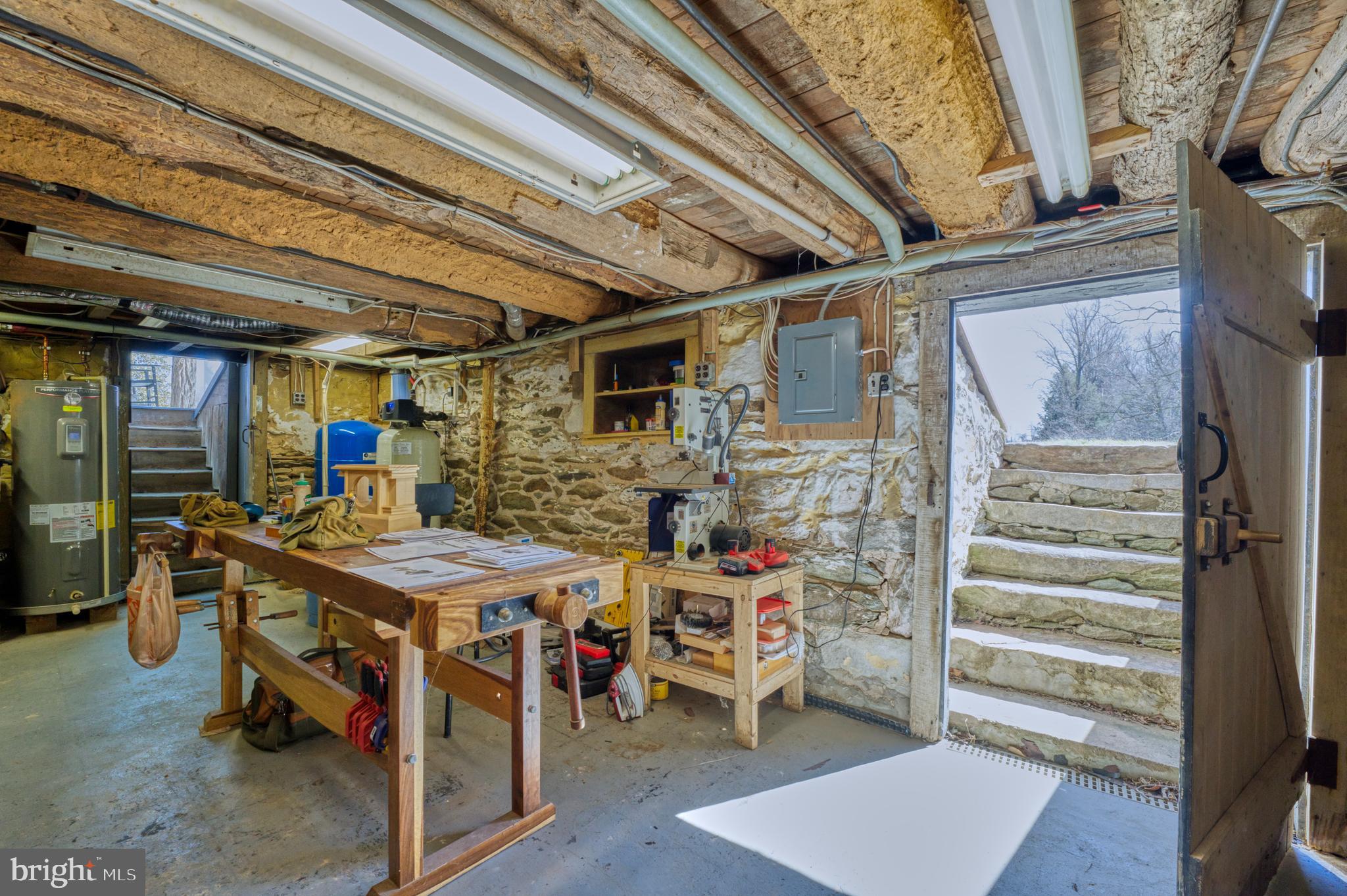 38678 Piggott Bottom Road Hamilton, VA 20158 - Photo 44 of 103