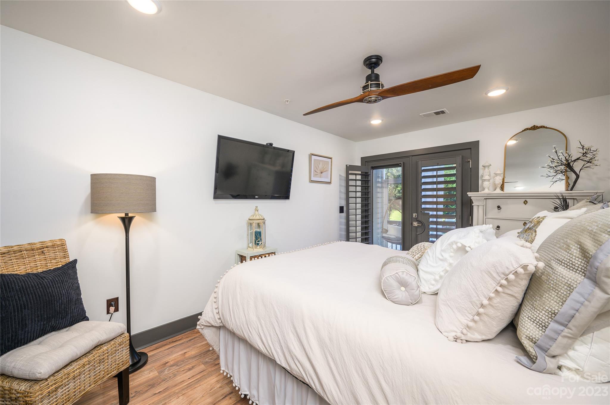 76 Landing Road Pawleys Island, SC 29585 - Photo 25 of 46 Gallery Image 25