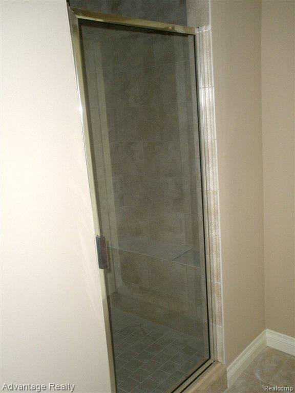 50893 Nesting Ridge Drive Macomb, MI 48044 - Photo 13 of 16 PB051077.JPG