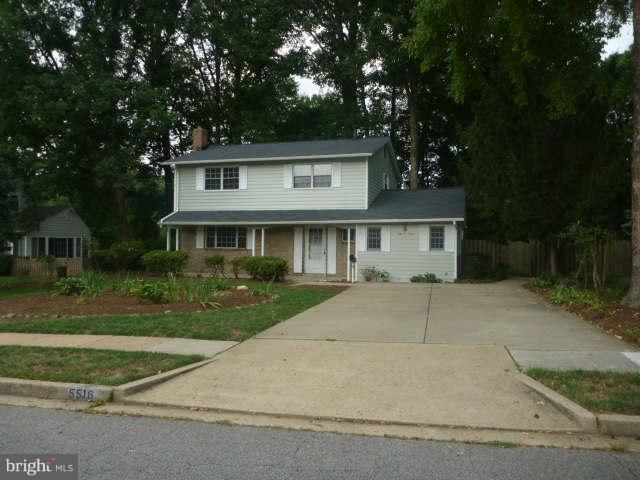 Front Driveway View
