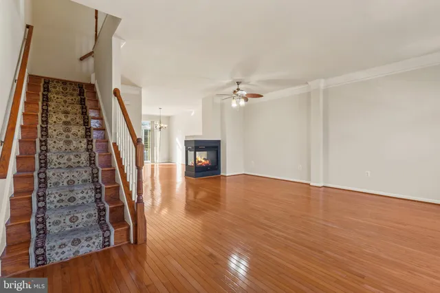 $3,295 | 4505 Henley Place, Fairfax, VA 22030