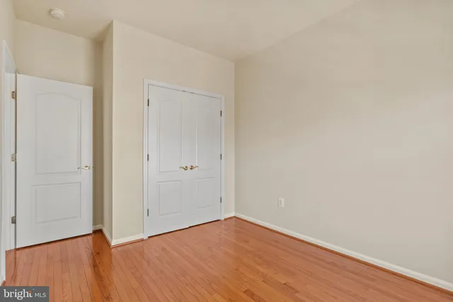 $3,295 | 4505 Henley Place, Fairfax, VA 22030