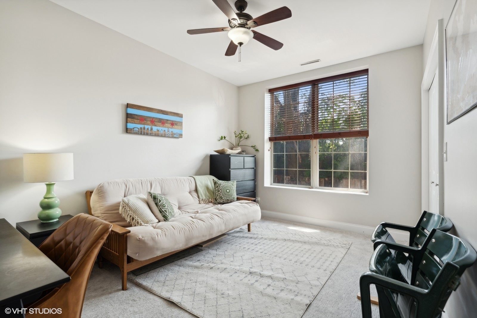 1801 West Addison Street, Unit 2E Chicago, IL 60613 - Photo 17 of 19 Gallery Image 17