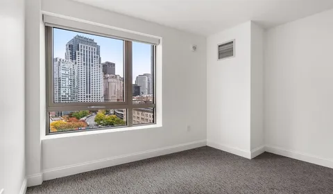 $3,585 | 99 Kneeland Street, Unit 2102, Boston, MA 02111