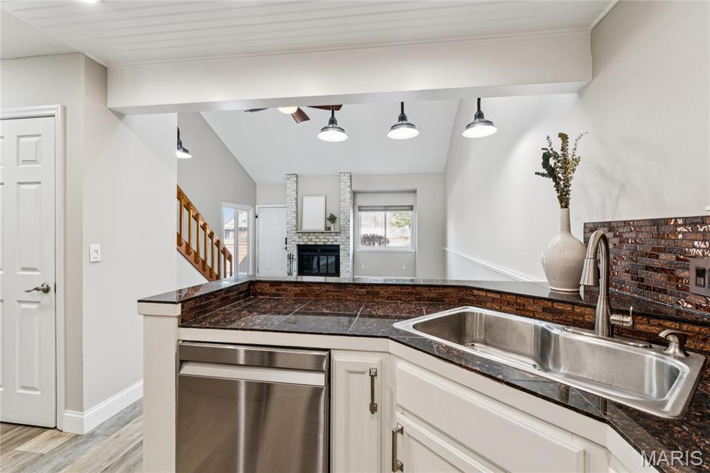 325 Kipling Way, Unit D Weldon Spring, MO 63304 - Photo 15 of 50