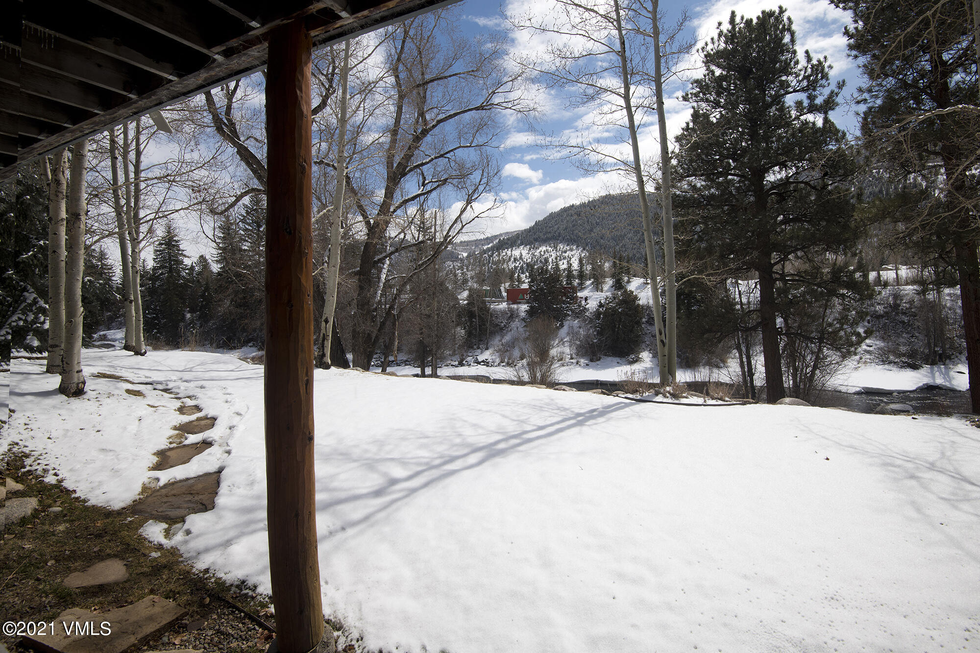 252 River Ranch Road Edwards, CO 81632 - Photo 36 of 50 back patio
