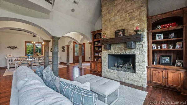 $1,900,000 | 5751 Tree Leaf Court, Osage Beach, MO 65065