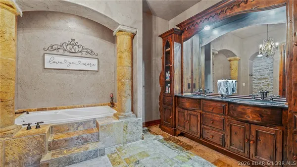 $1,900,000 | 5751 Tree Leaf Court, Osage Beach, MO 65065