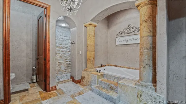 $1,900,000 | 5751 Tree Leaf Court, Osage Beach, MO 65065