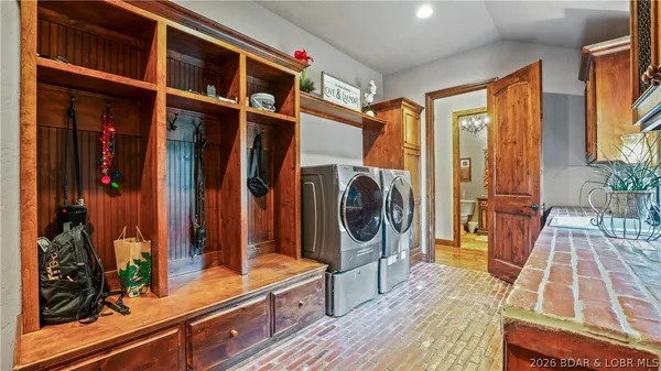 $1,900,000 | 5751 Tree Leaf Court, Osage Beach, MO 65065
