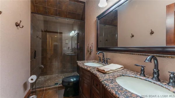 $1,900,000 | 5751 Tree Leaf Court, Osage Beach, MO 65065