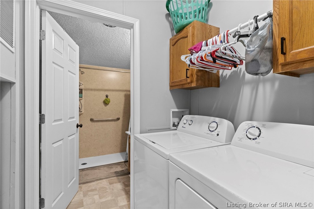 428 West Cross Street Austin, IN 47102 - Photo 9 of 21