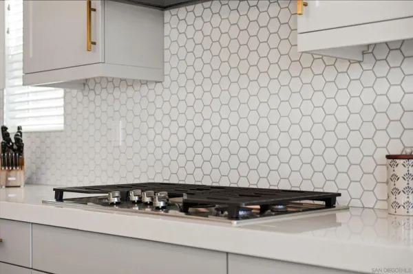 $1,769,000 | 305 Creekview Court, San Marcos, CA 92078