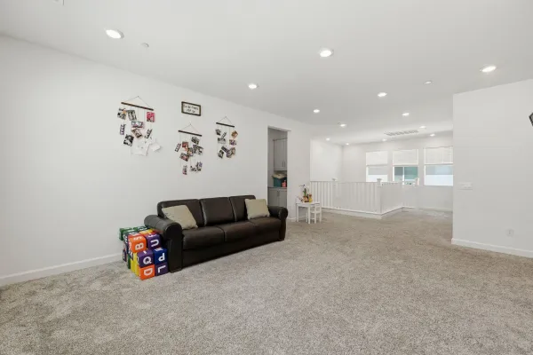 $1,769,000 | 305 Creekview Court, San Marcos, CA 92078